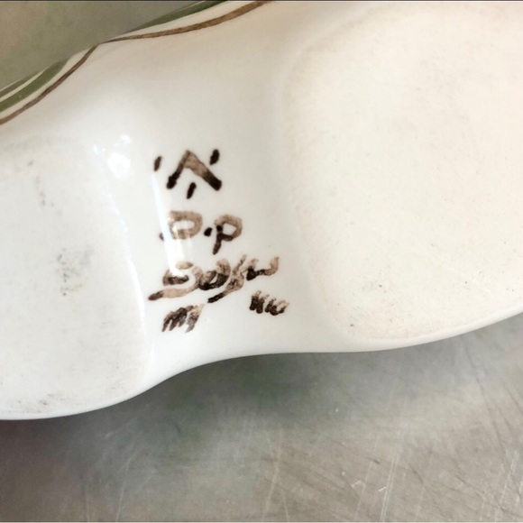 ⭐️Delft⭐️Handpainted Ceramic 4.5" Dutch Clog Home Decor Trinket Box Collectible - Picture 5 of 6